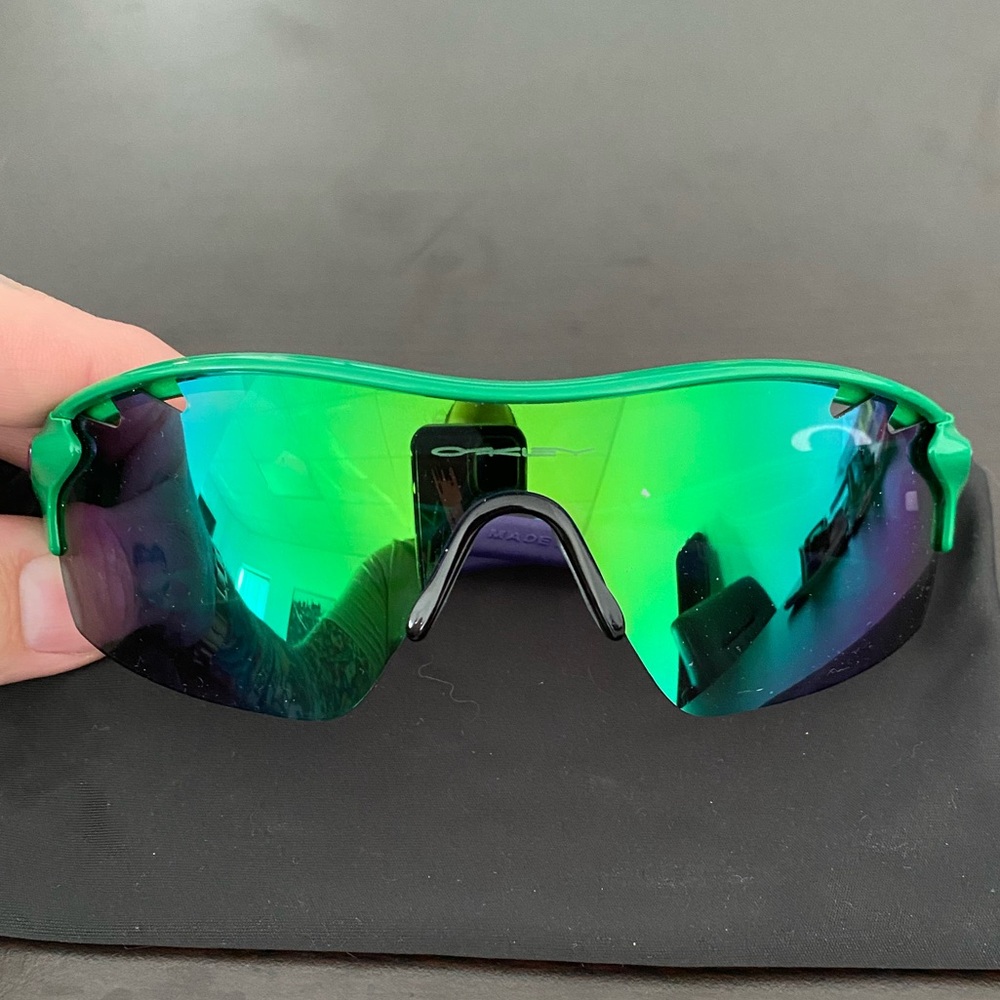 Oakley Radar Lock